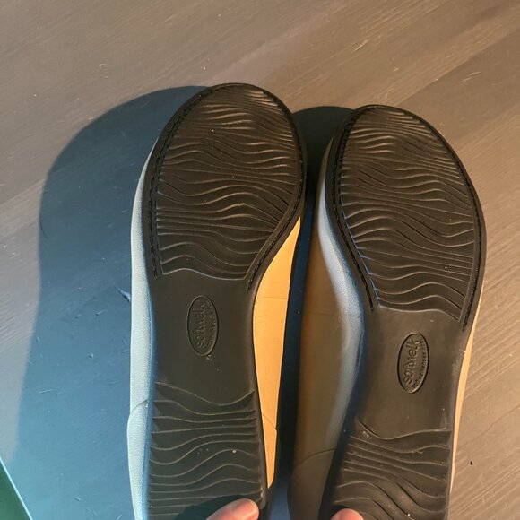 Softwalk Sonoma Flat Size 9 - Nearly New! - Picture 2 of 5